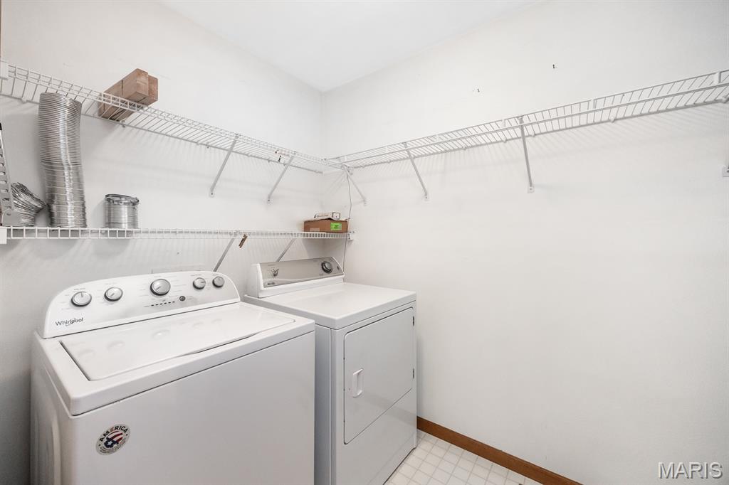 1864 Spruce Hill Drive Property Photo 8