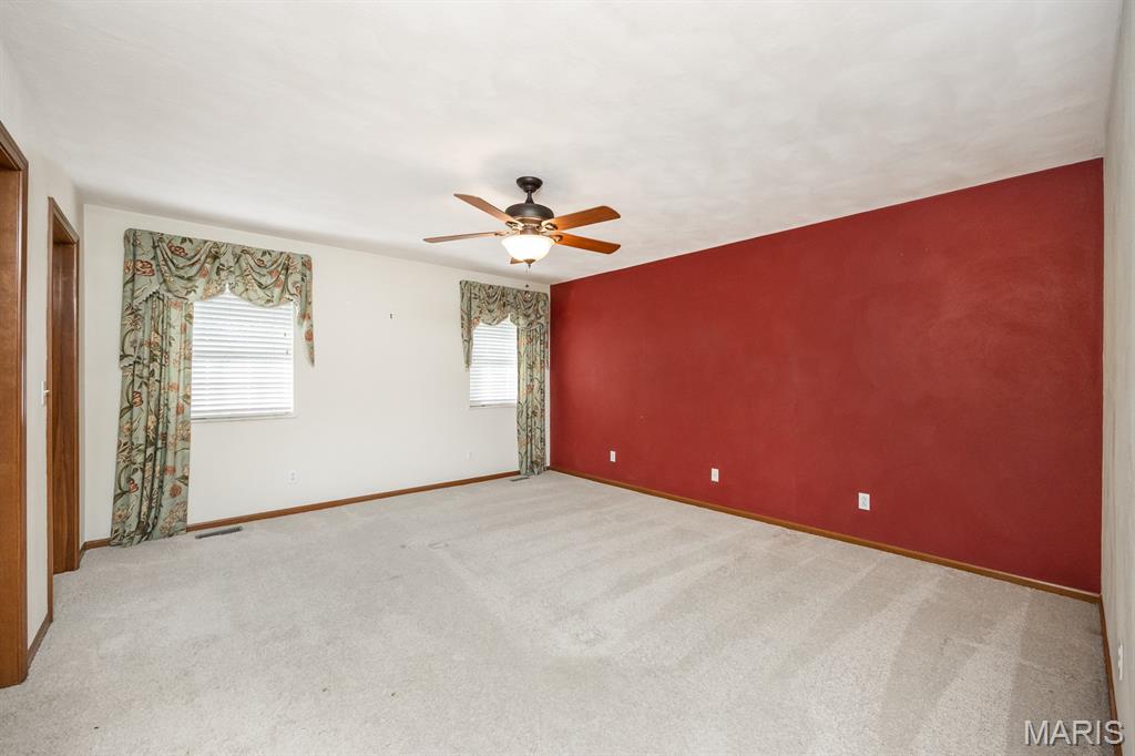 1864 Spruce Hill Drive Property Photo 10