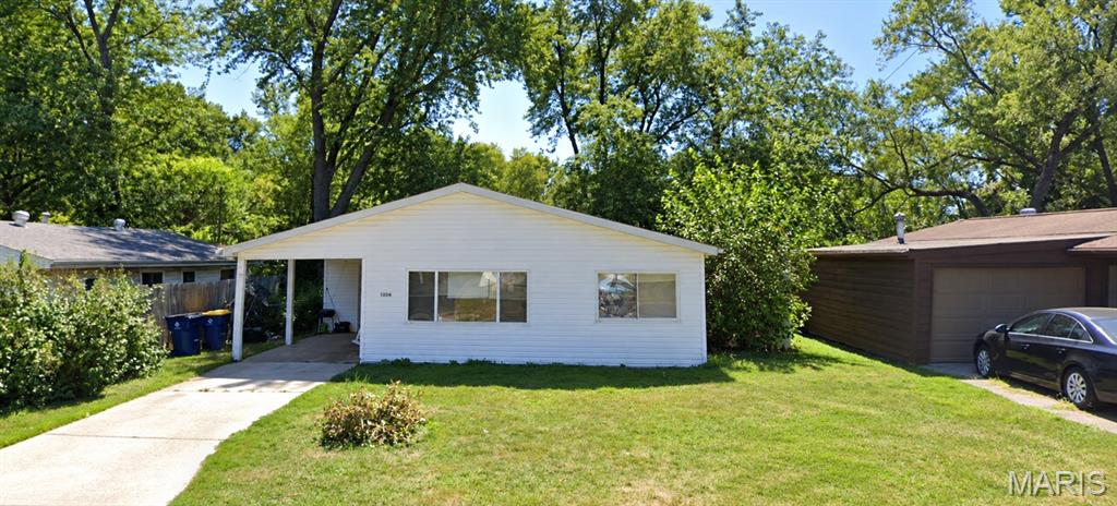 9204 Harold Drive Property Photo 1