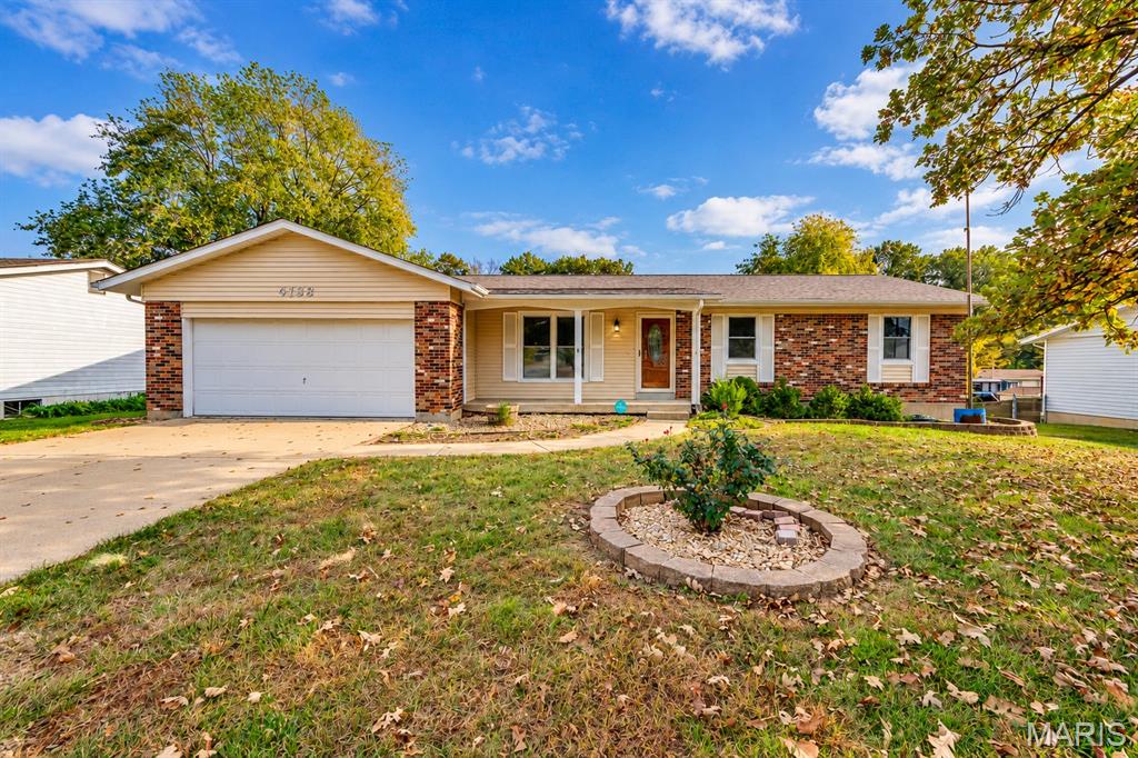 4138 Bridgehampton Drive Property Photo 1