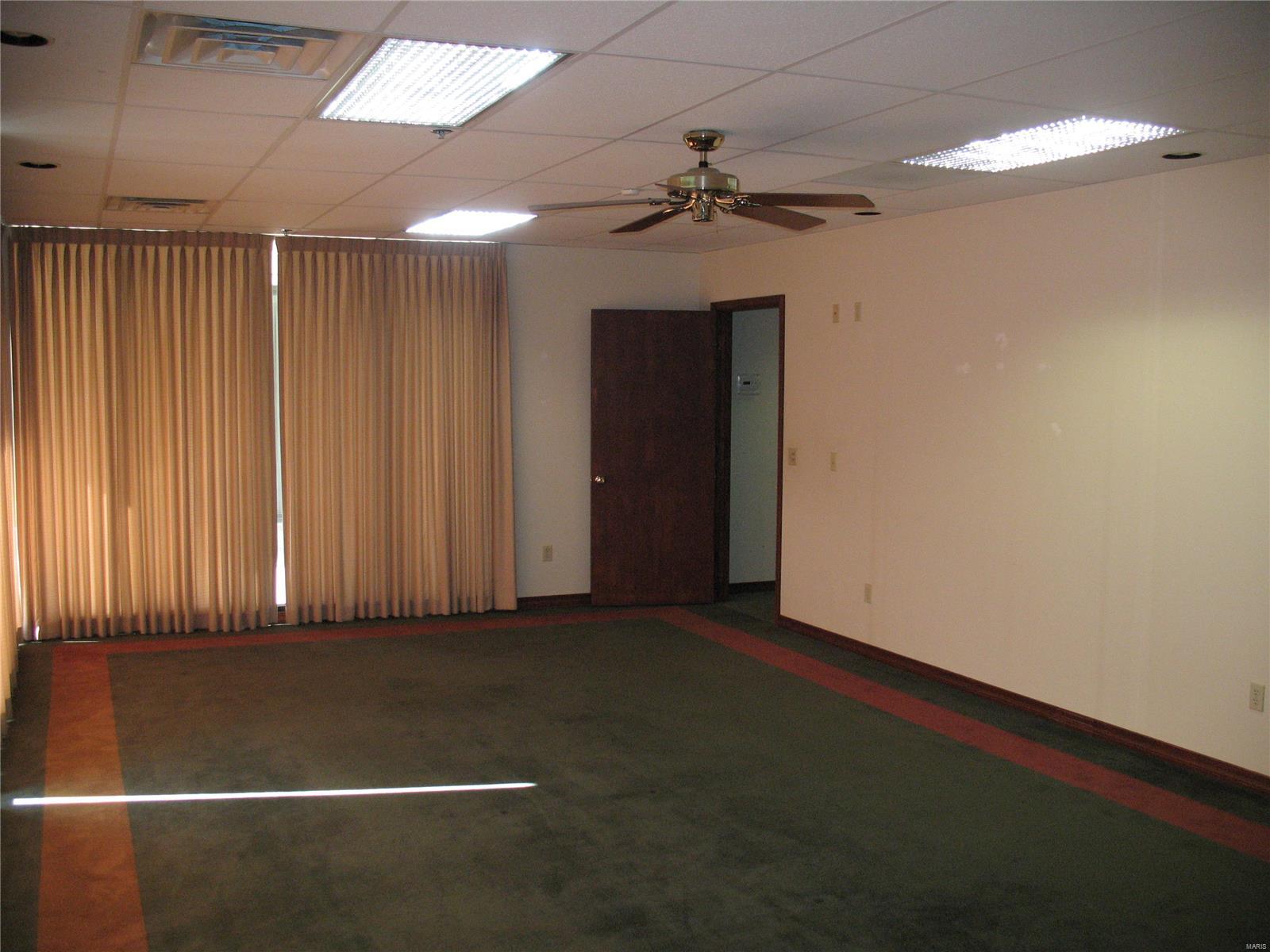 18 N Main Street Property Photo 8