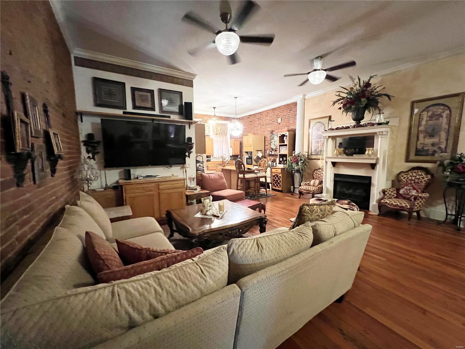 207 S Main Street Property Photo