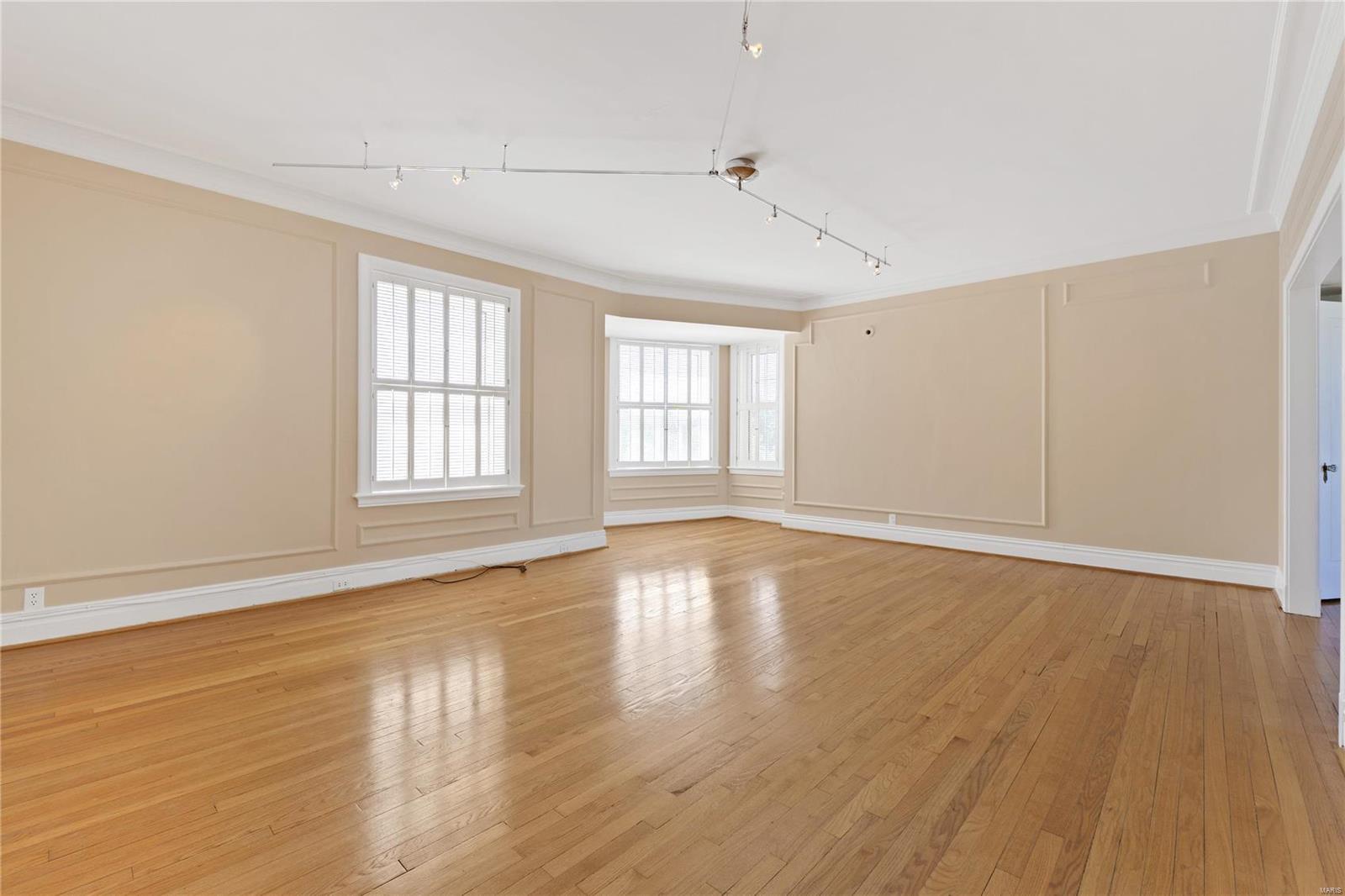 625 S Skinker Boulevard 701 Property Photo 6