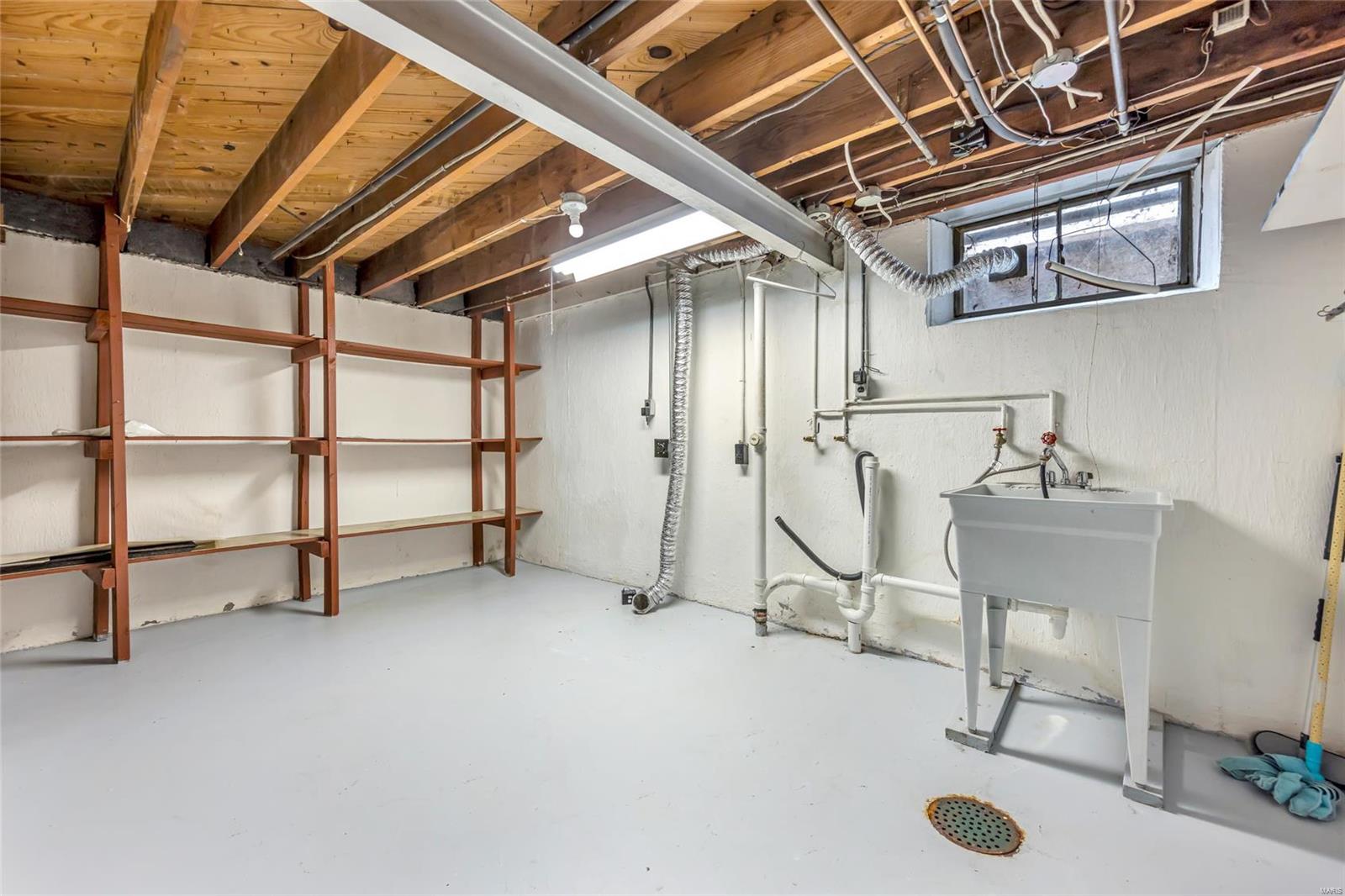 5826 Jamieson Avenue Property Photo 22