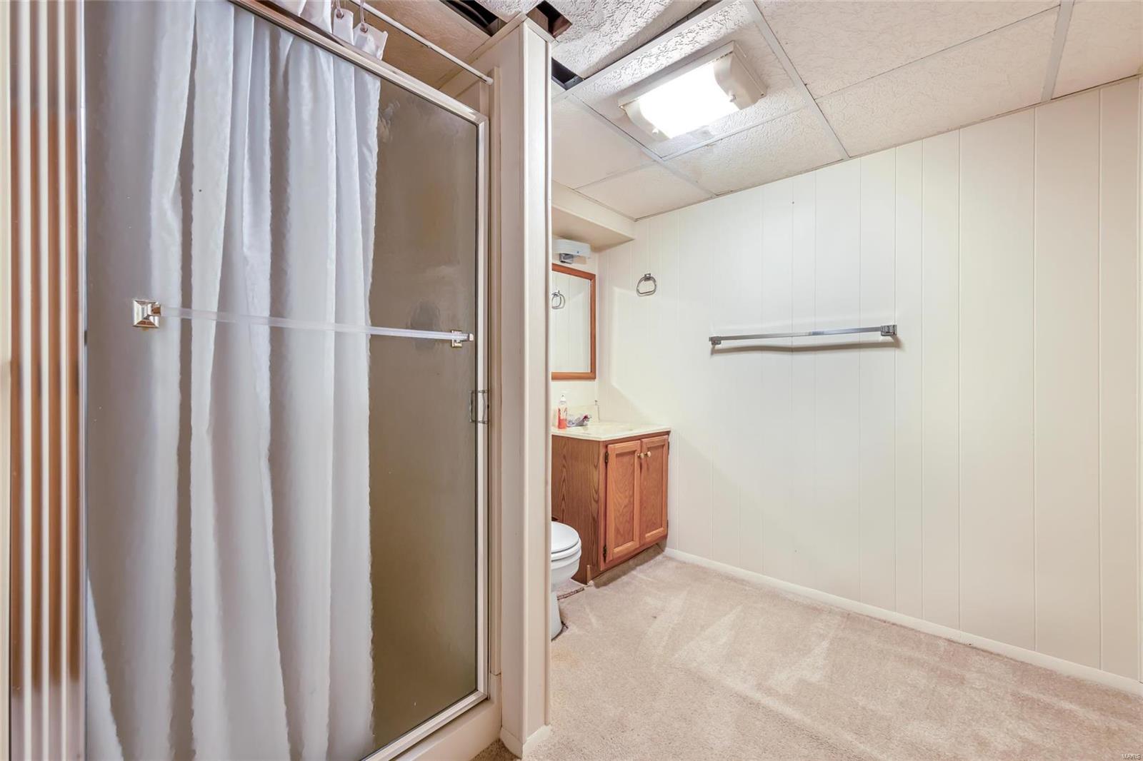 5826 Jamieson Avenue Property Photo 23
