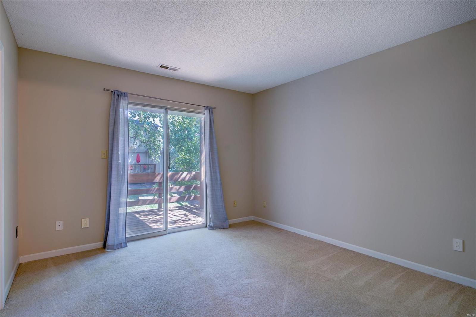 1696 E Swan Circle Property Photo 10