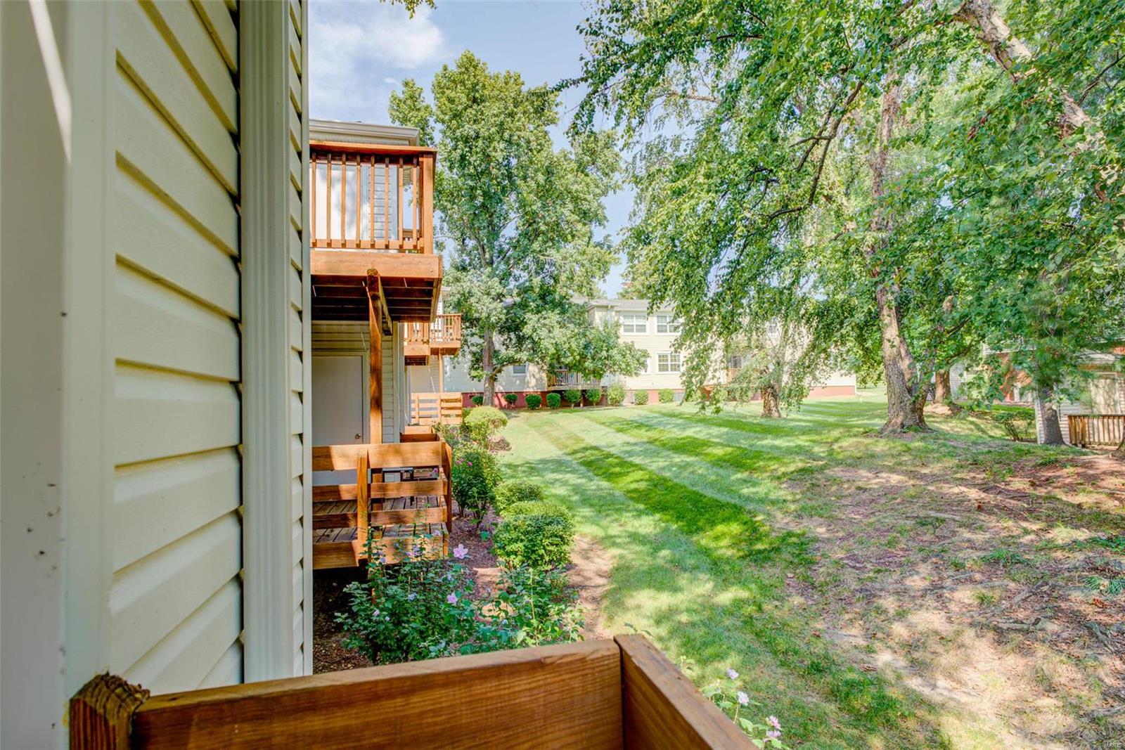 1696 E Swan Circle Property Photo 12