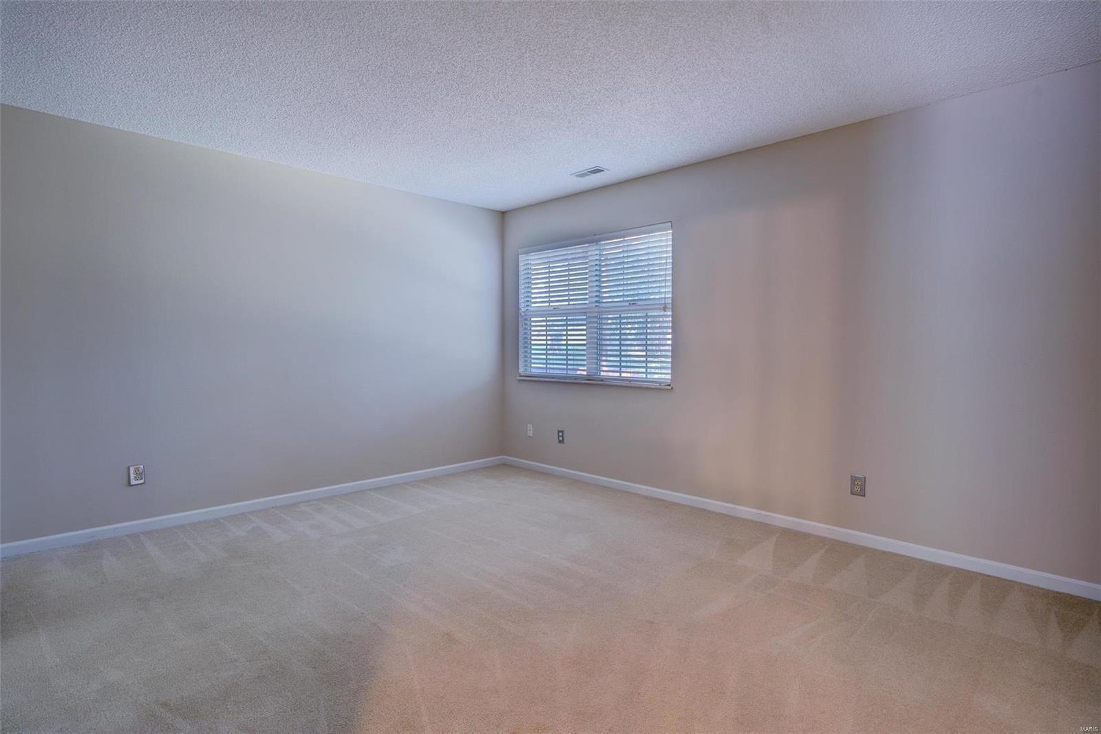 1696 E Swan Circle Property Photo 15