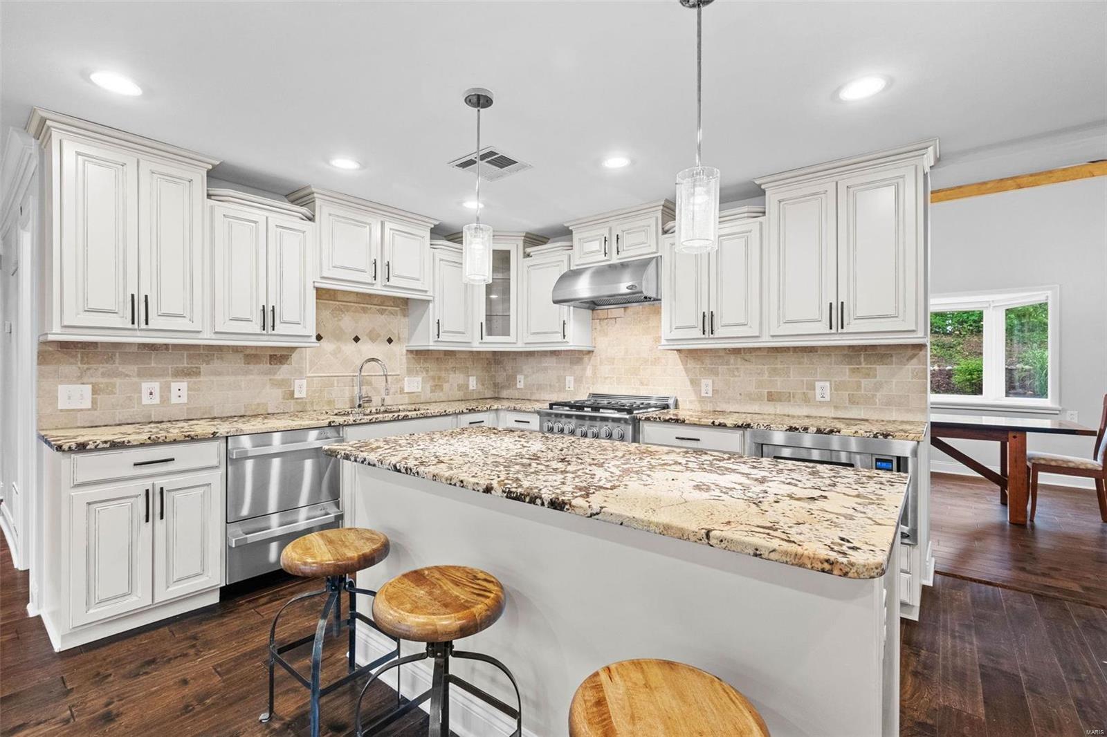 12 Bon Price Terr Property Photo 1
