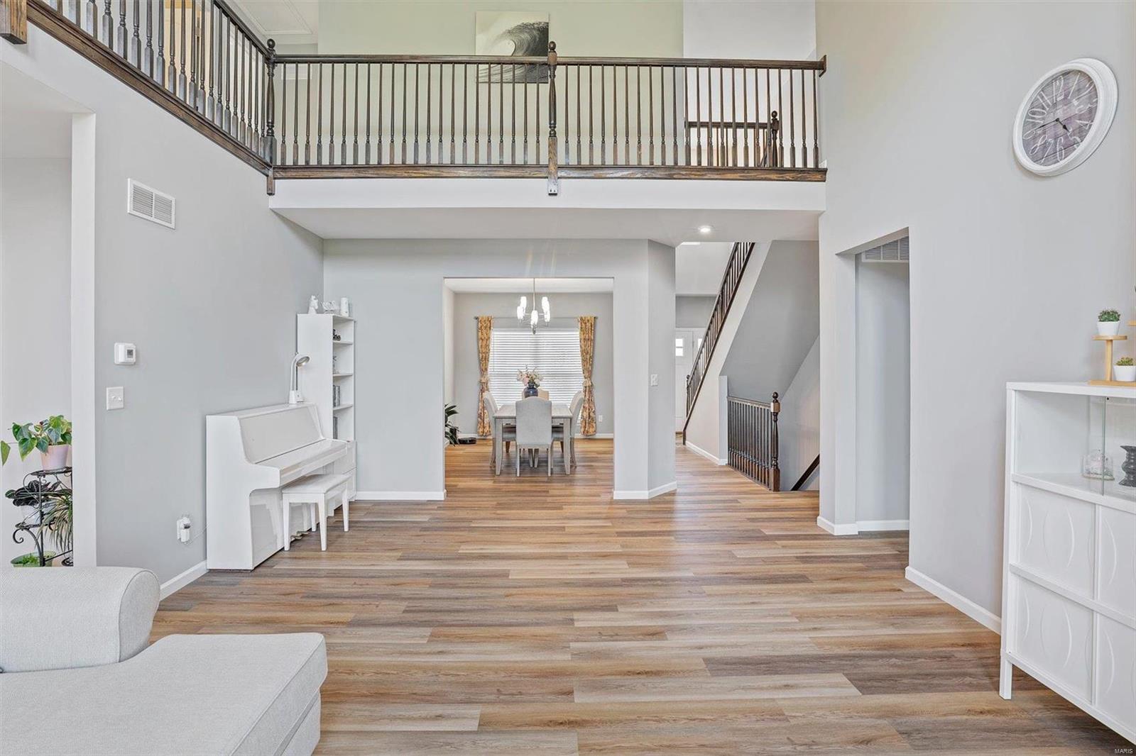 17501 Wyman Ridge Drive Property Photo 10