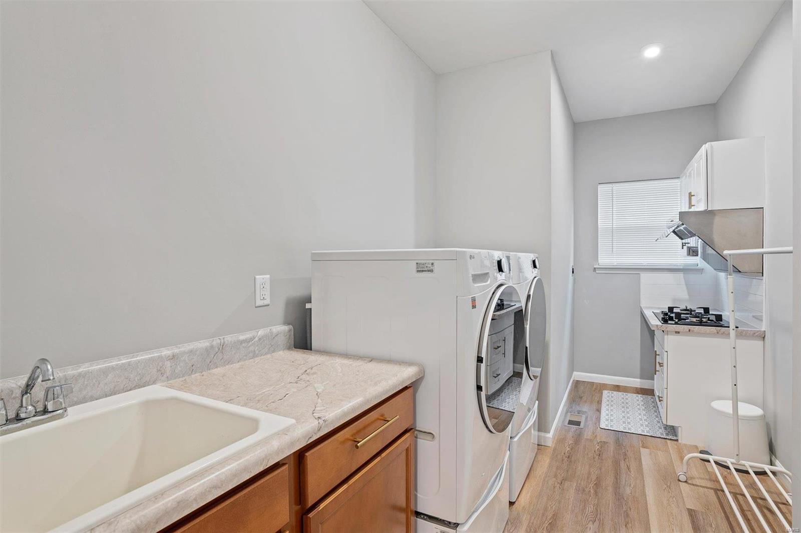 17501 Wyman Ridge Drive Property Photo 28