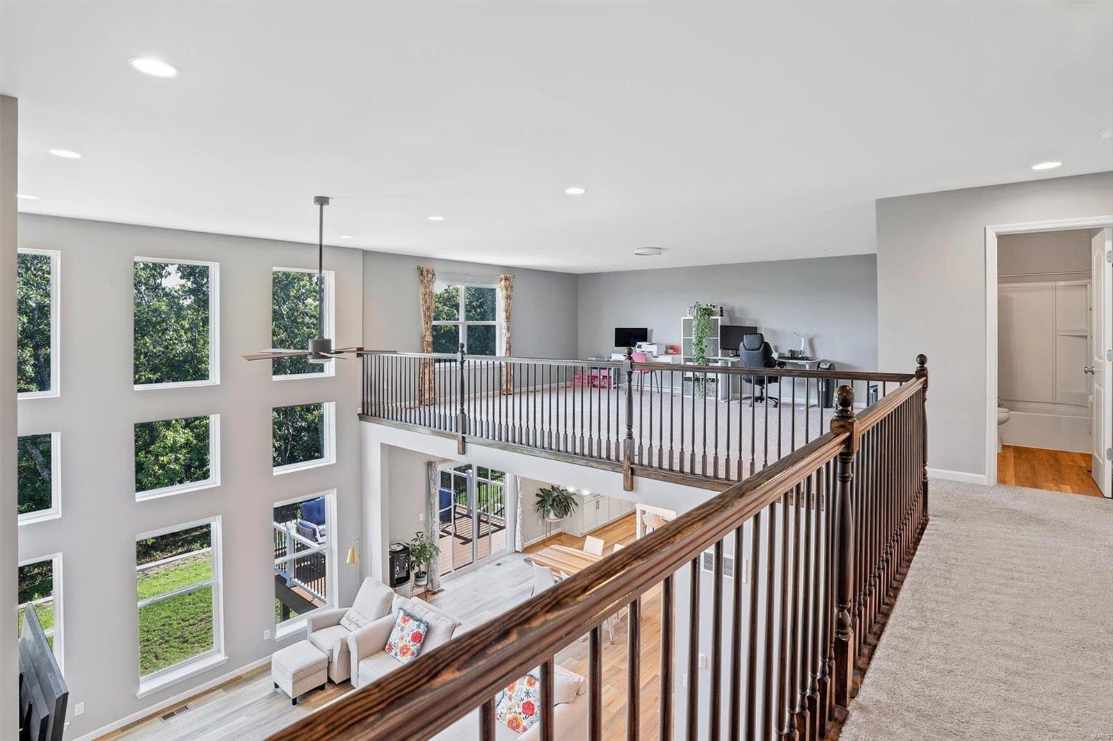 17501 Wyman Ridge Drive Property Photo 31