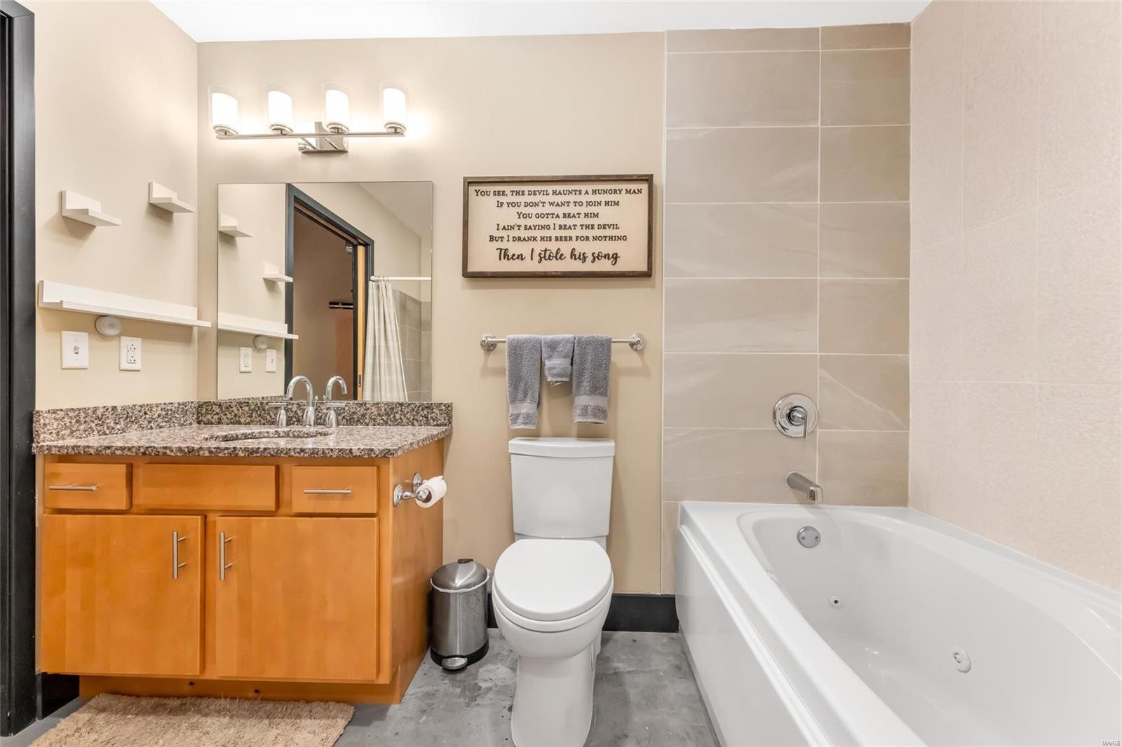 1113 Washington Avenue 706 Property Photo 23