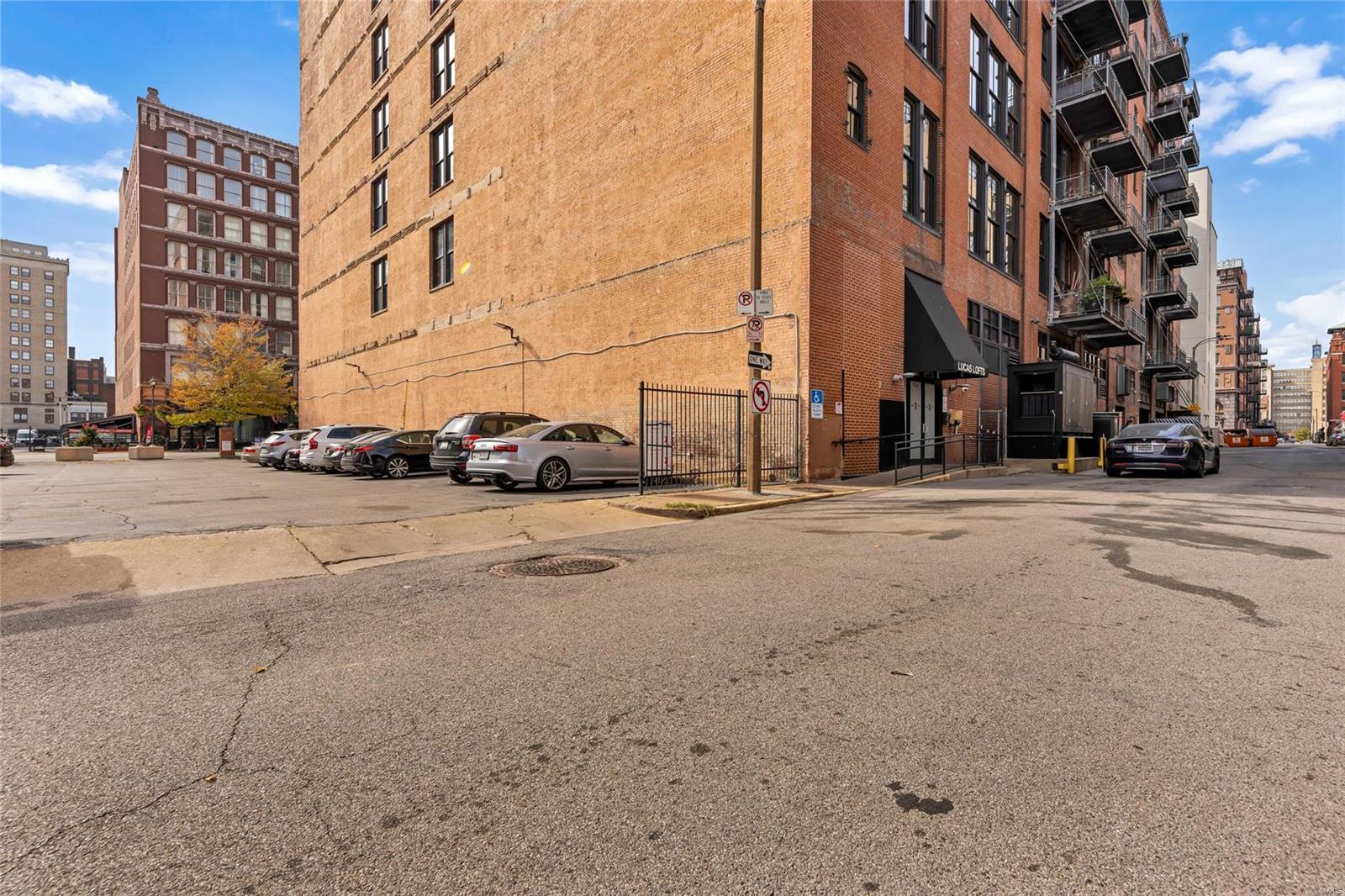 1113 Washington Avenue 706 Property Photo 32