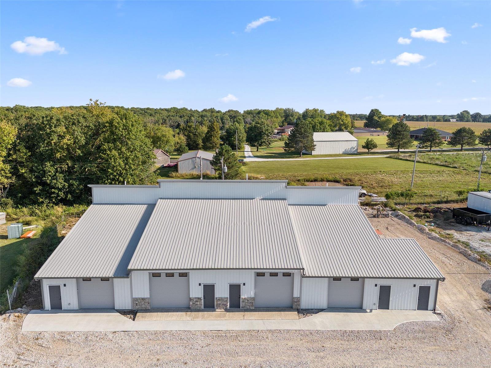 377 N Service Road Property Photo