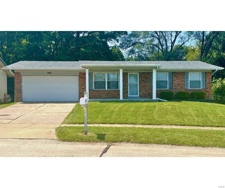 12063 Trampe Heights Lane Property Photo 2