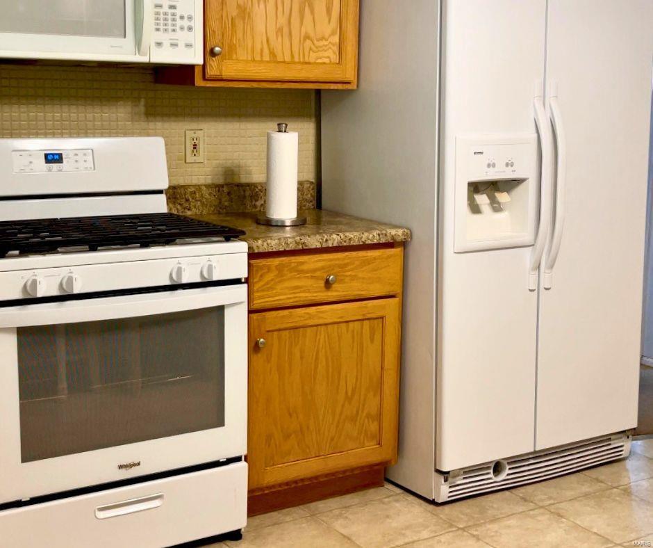 12063 Trampe Heights Lane Property Photo 8