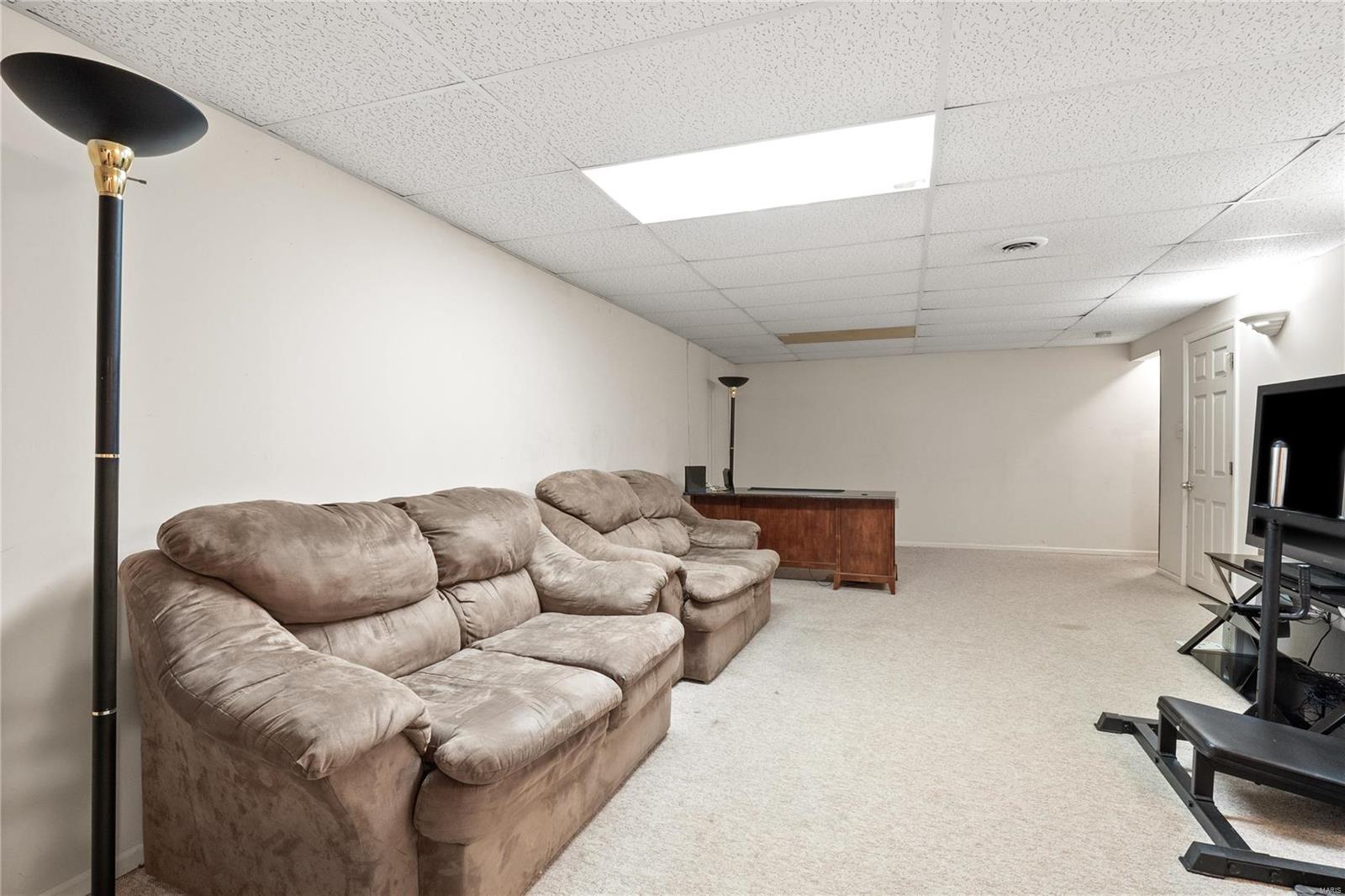 12063 Trampe Heights Lane Property Photo 17