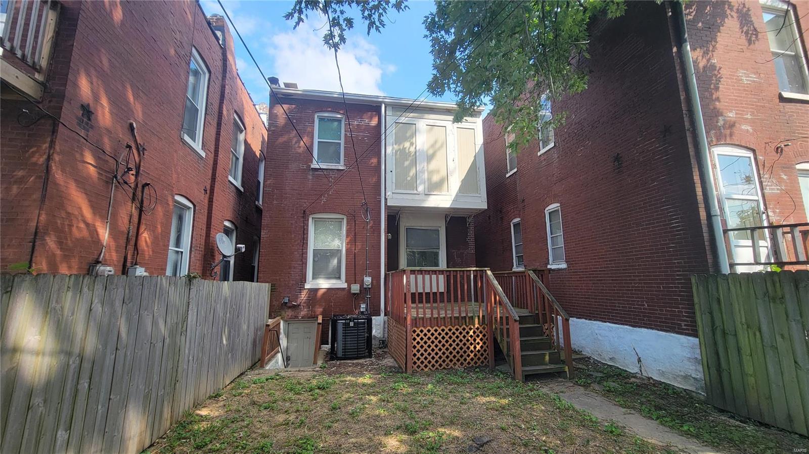 3253 Texas Avenue Property Photo 4