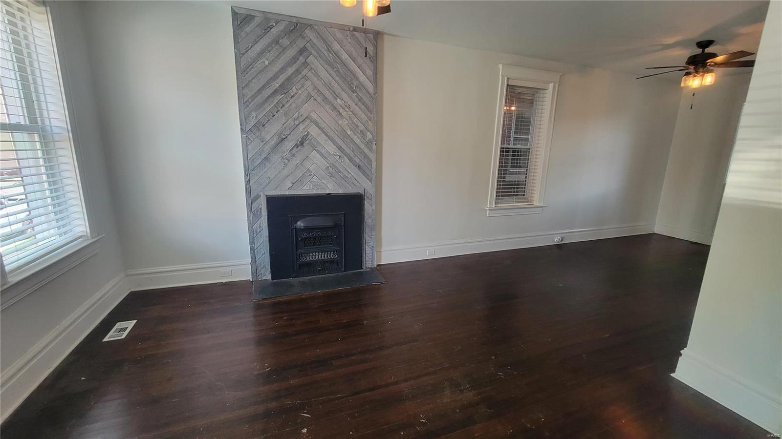 3253 Texas Avenue Property Photo 8
