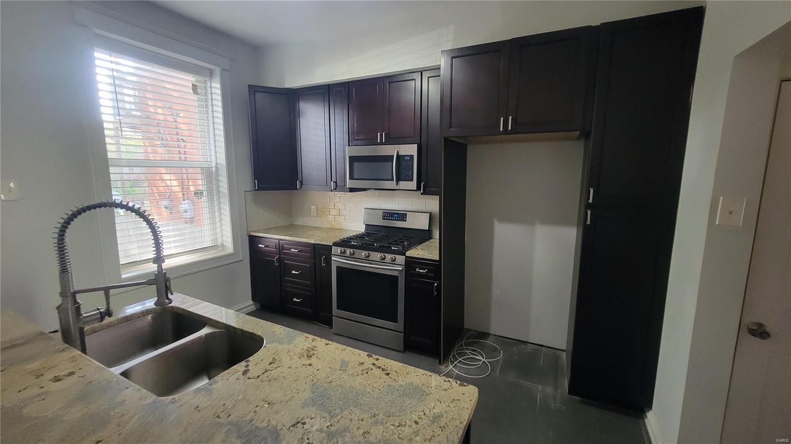 3253 Texas Avenue Property Photo 11