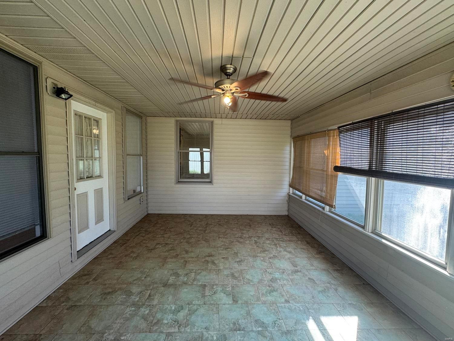 591 D Street Property Photo 16