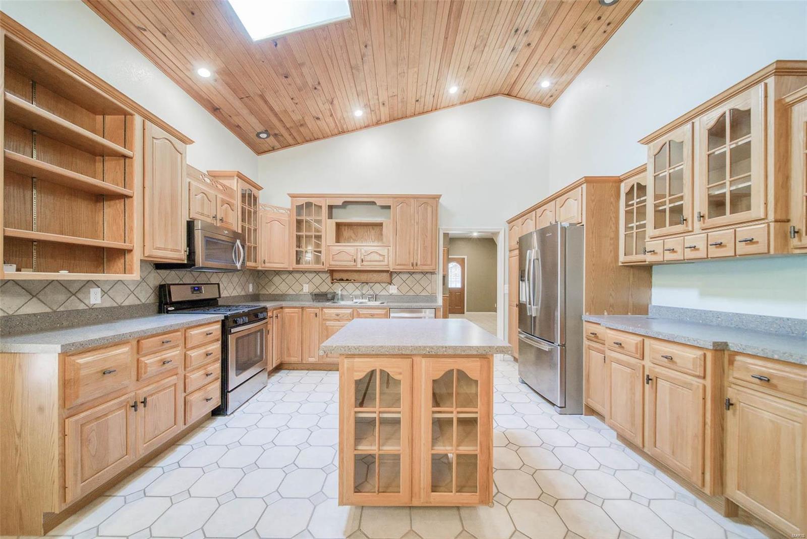 10925 Highway 63 Property Photo 11