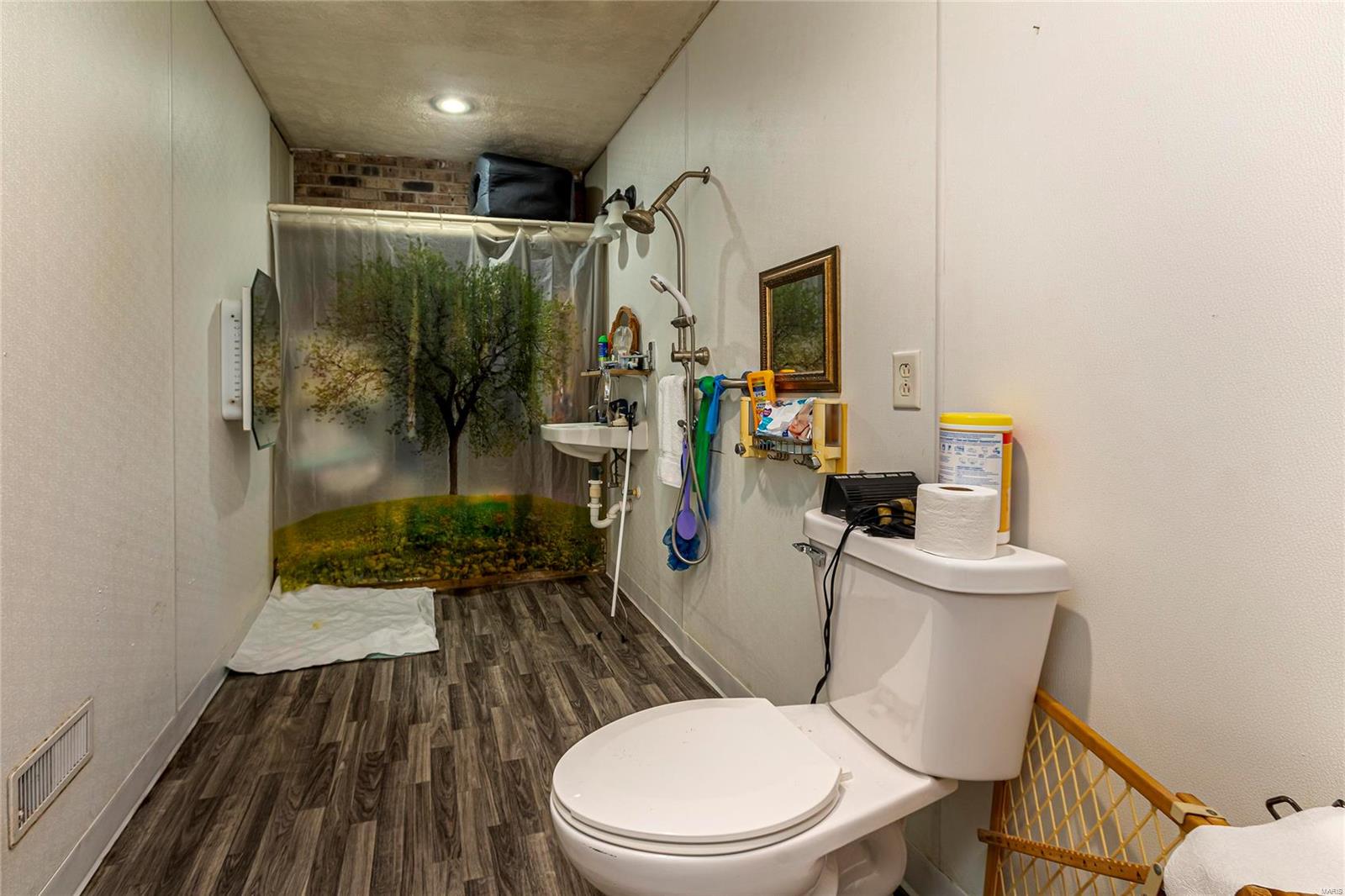 3210 Cottonwood Property Photo 3