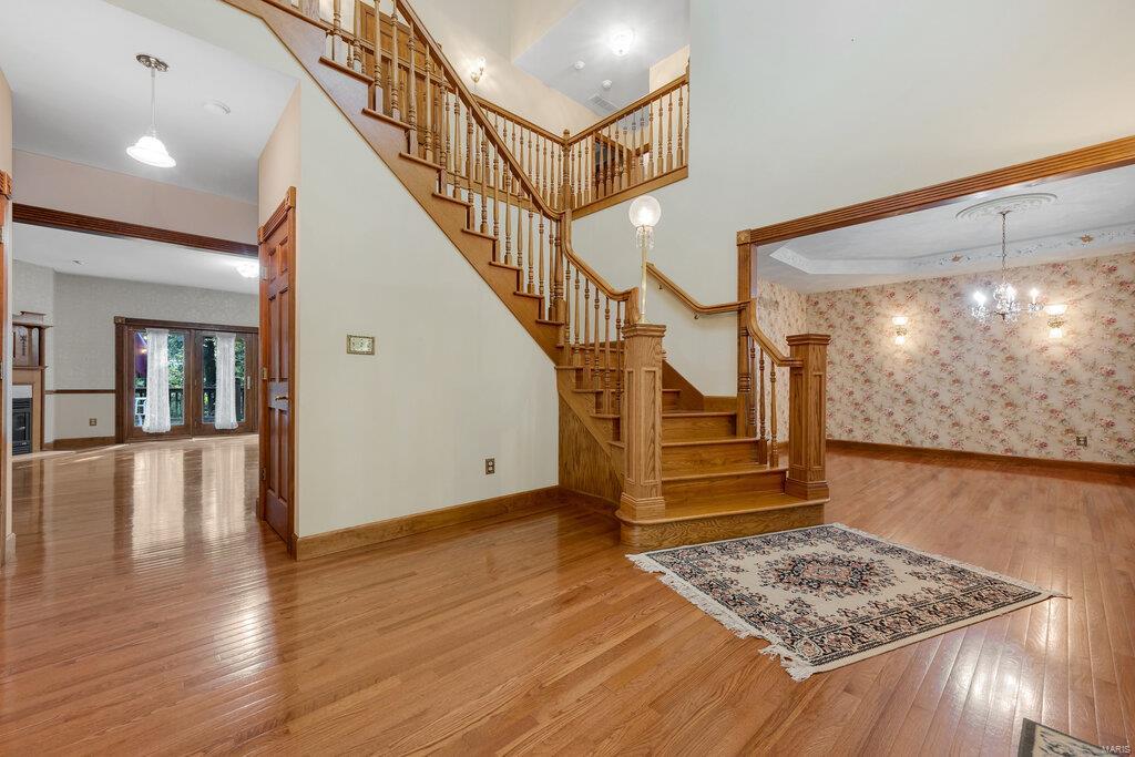 2932 Eagle Pointe Drive Property Photo 2