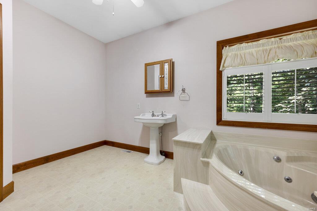 2932 Eagle Pointe Drive Property Photo 26