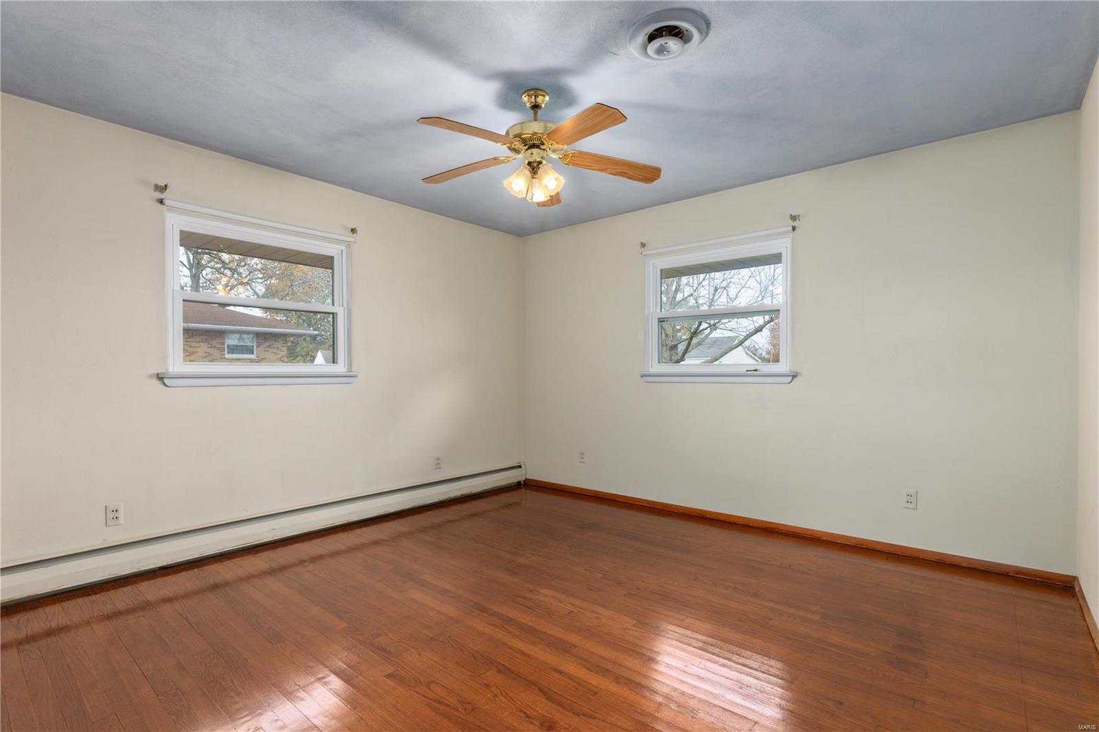 206 W Phillips Street Property Photo 8