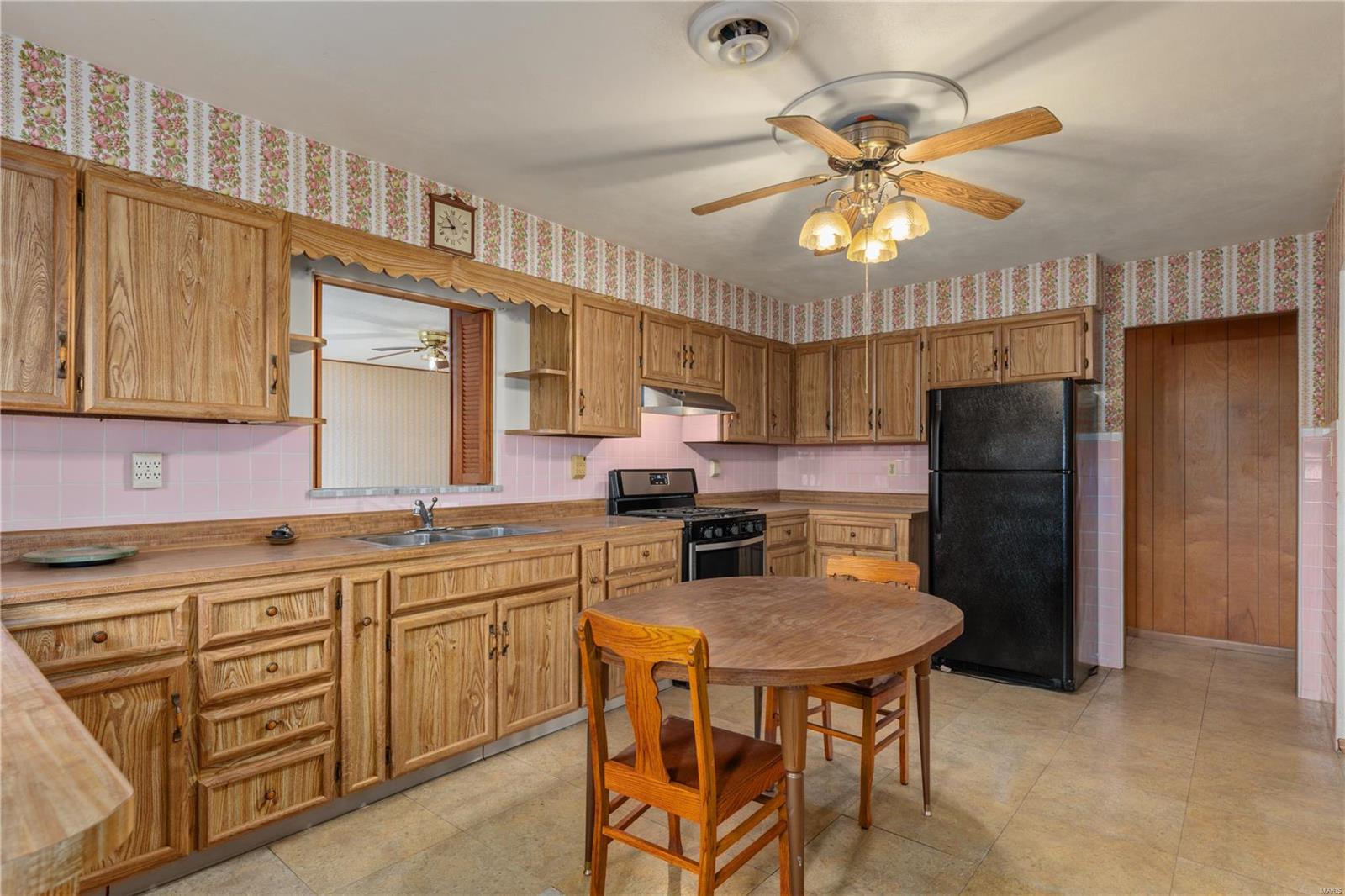 206 W Phillips Street Property Photo 15