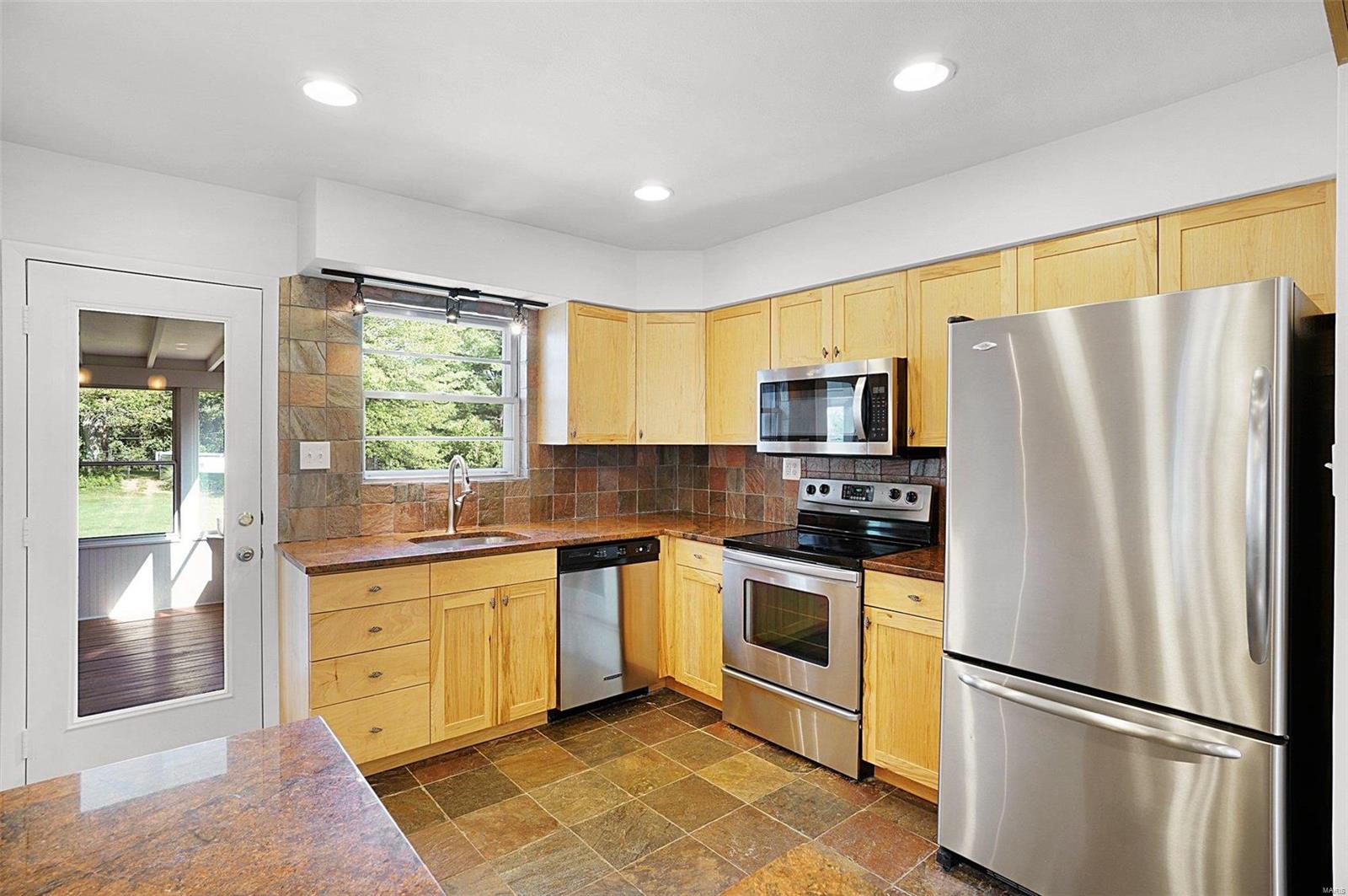 6138 Erb Road Property Photo 2