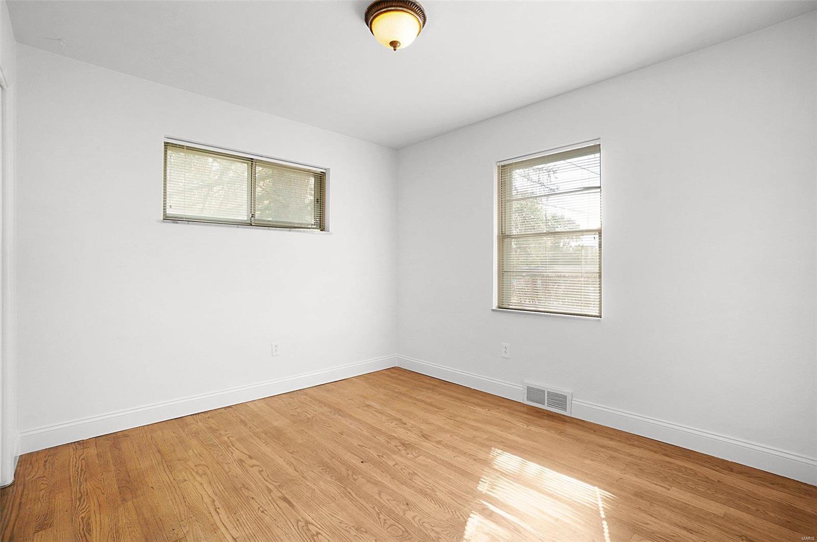 6138 Erb Road Property Photo 8