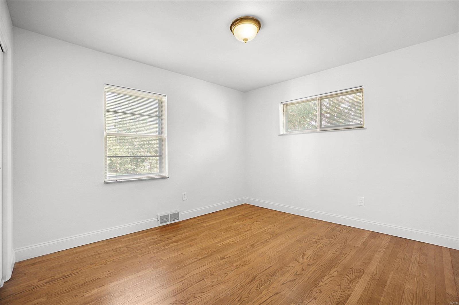 6138 Erb Road Property Photo 10