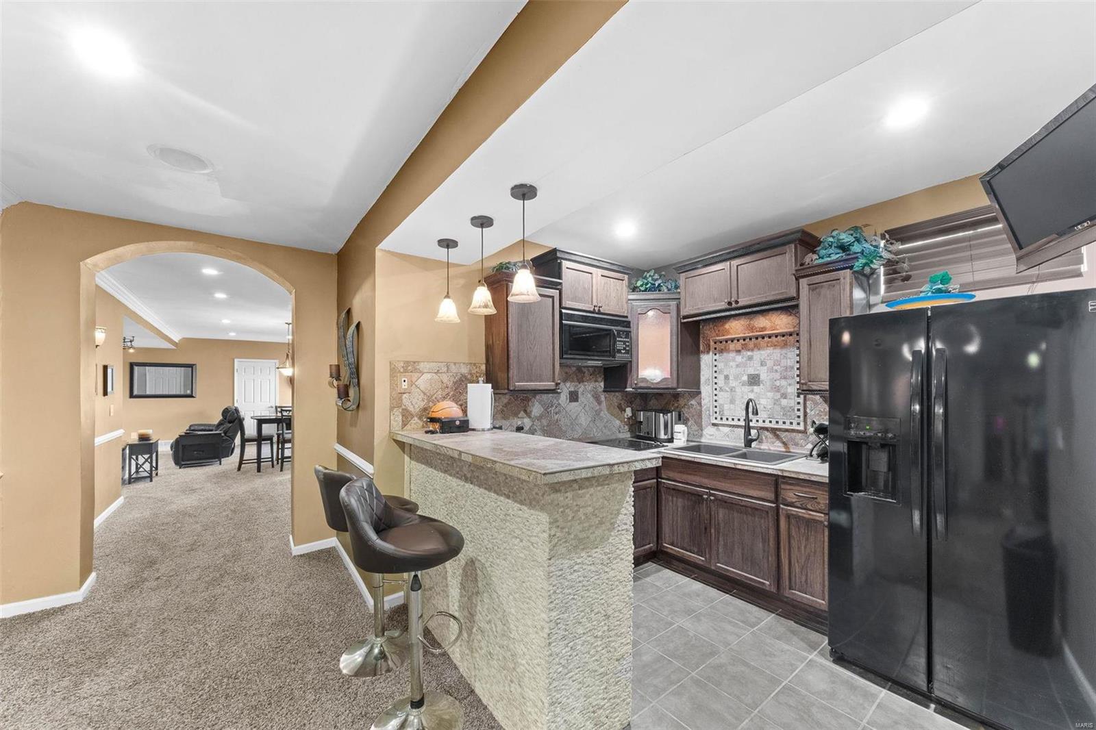 1008 Castleview Court Property Photo 10