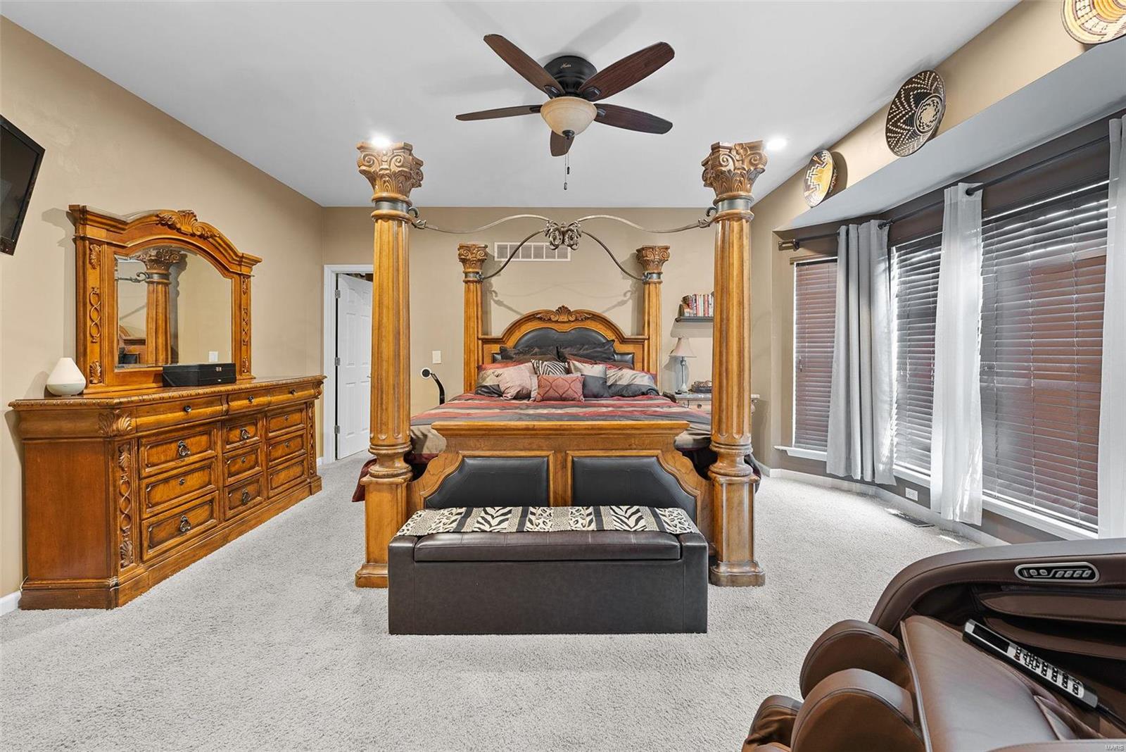 1008 Castleview Court Property Photo 26