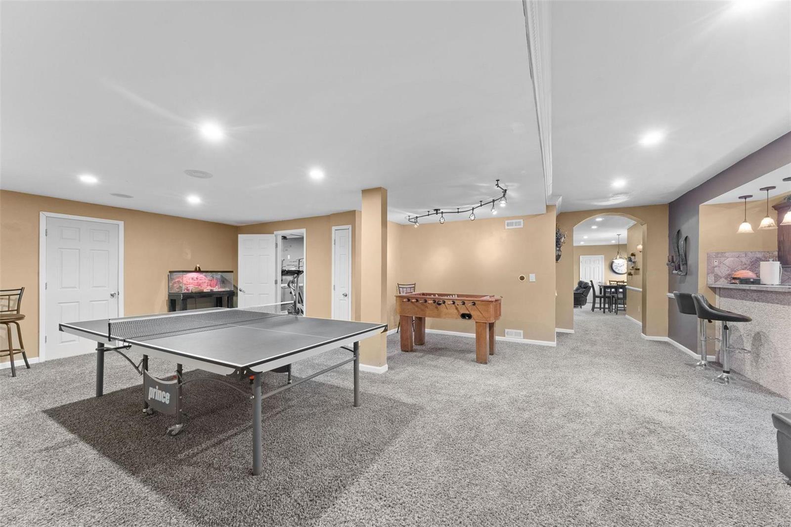 1008 Castleview Court Property Photo 31