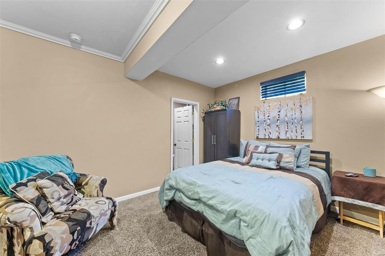 1008 Castleview Court Property Photo 35