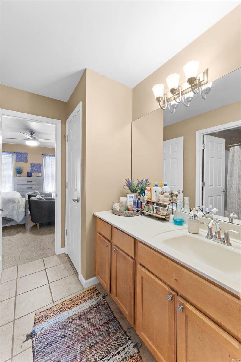 1008 Castleview Court Property Photo 46