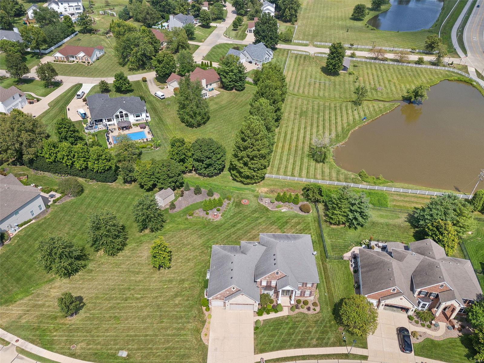 1008 Castleview Court Property Photo 49