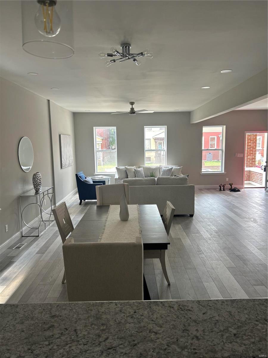 3803 Ashland Avenue Property Photo 4