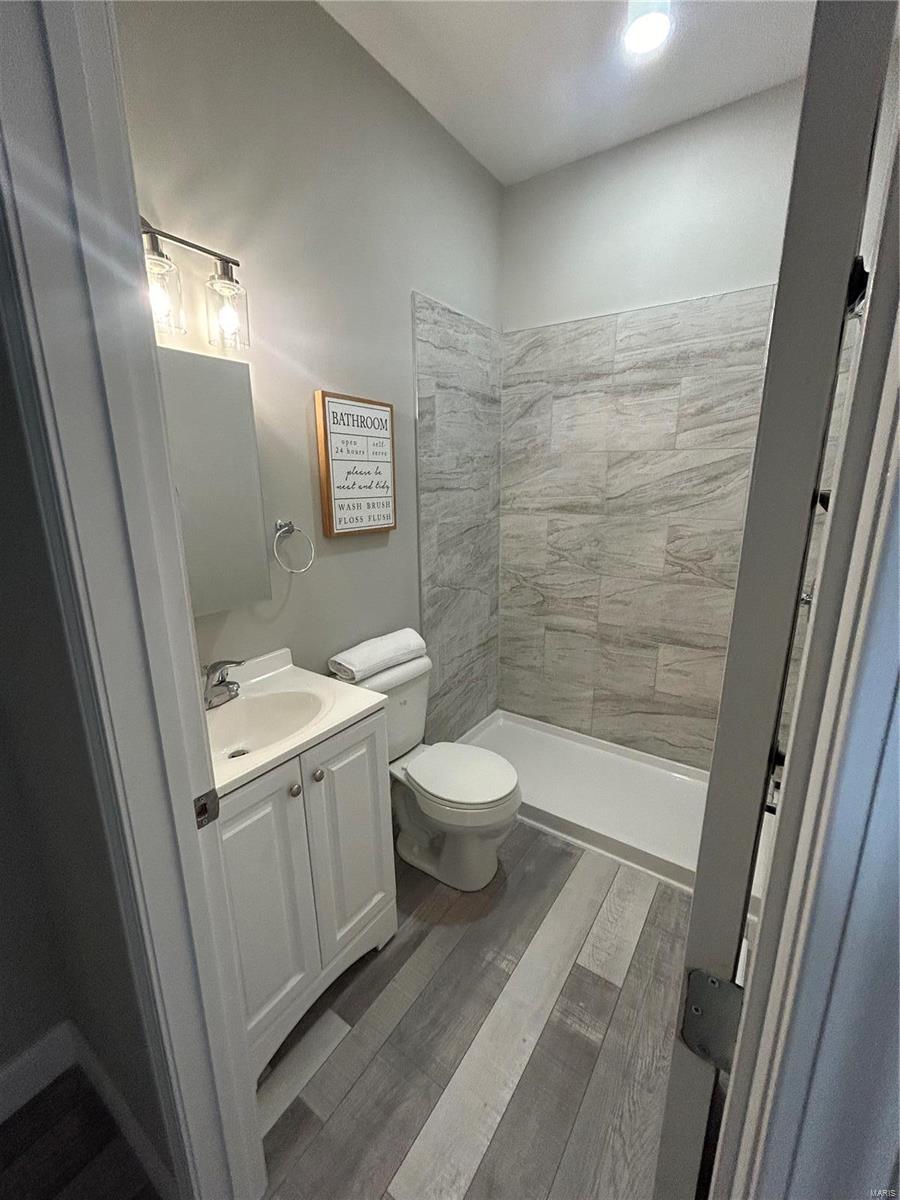 3803 Ashland Avenue Property Photo 11