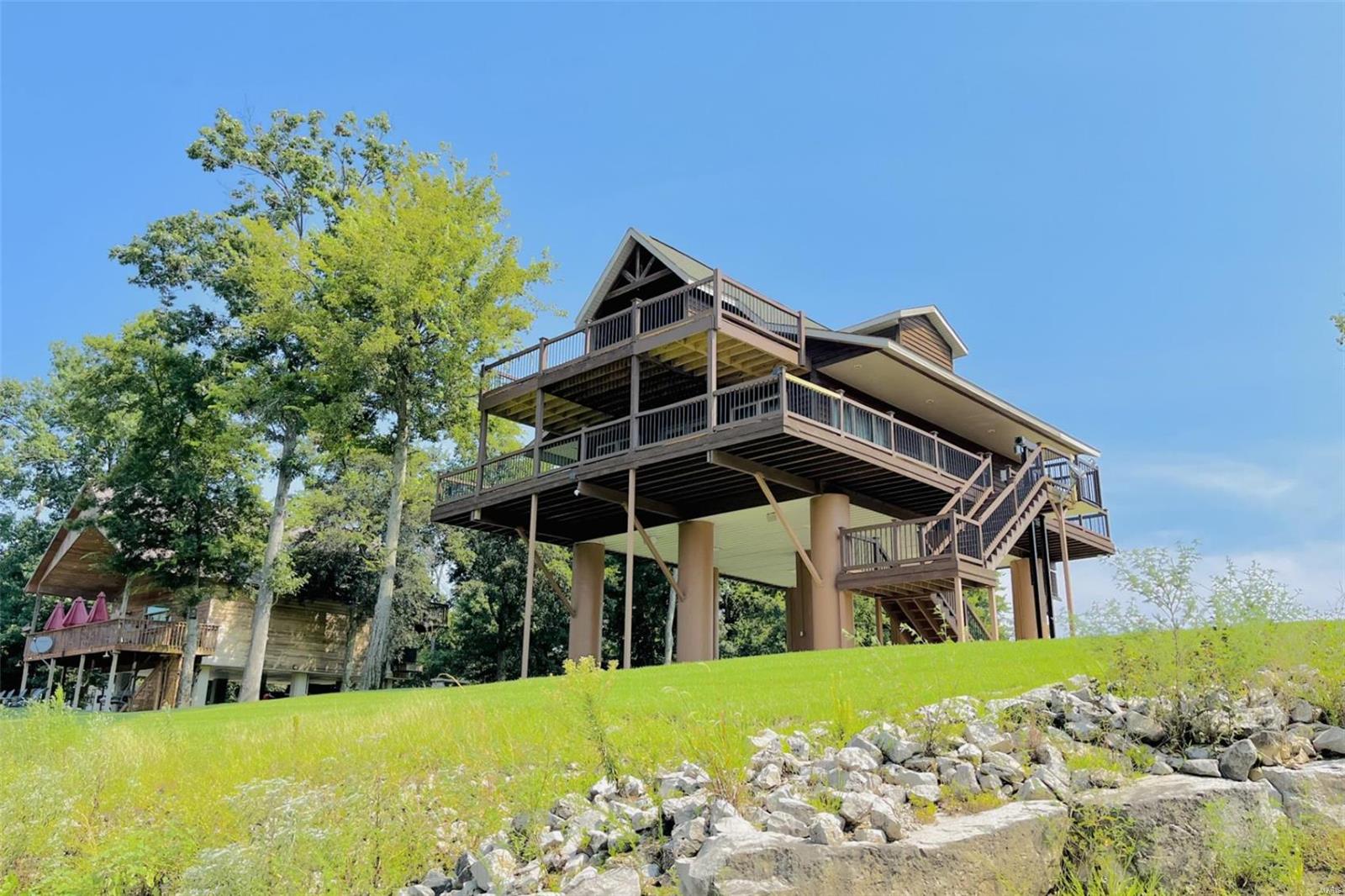 1901 River Valley Road Property Photo 2