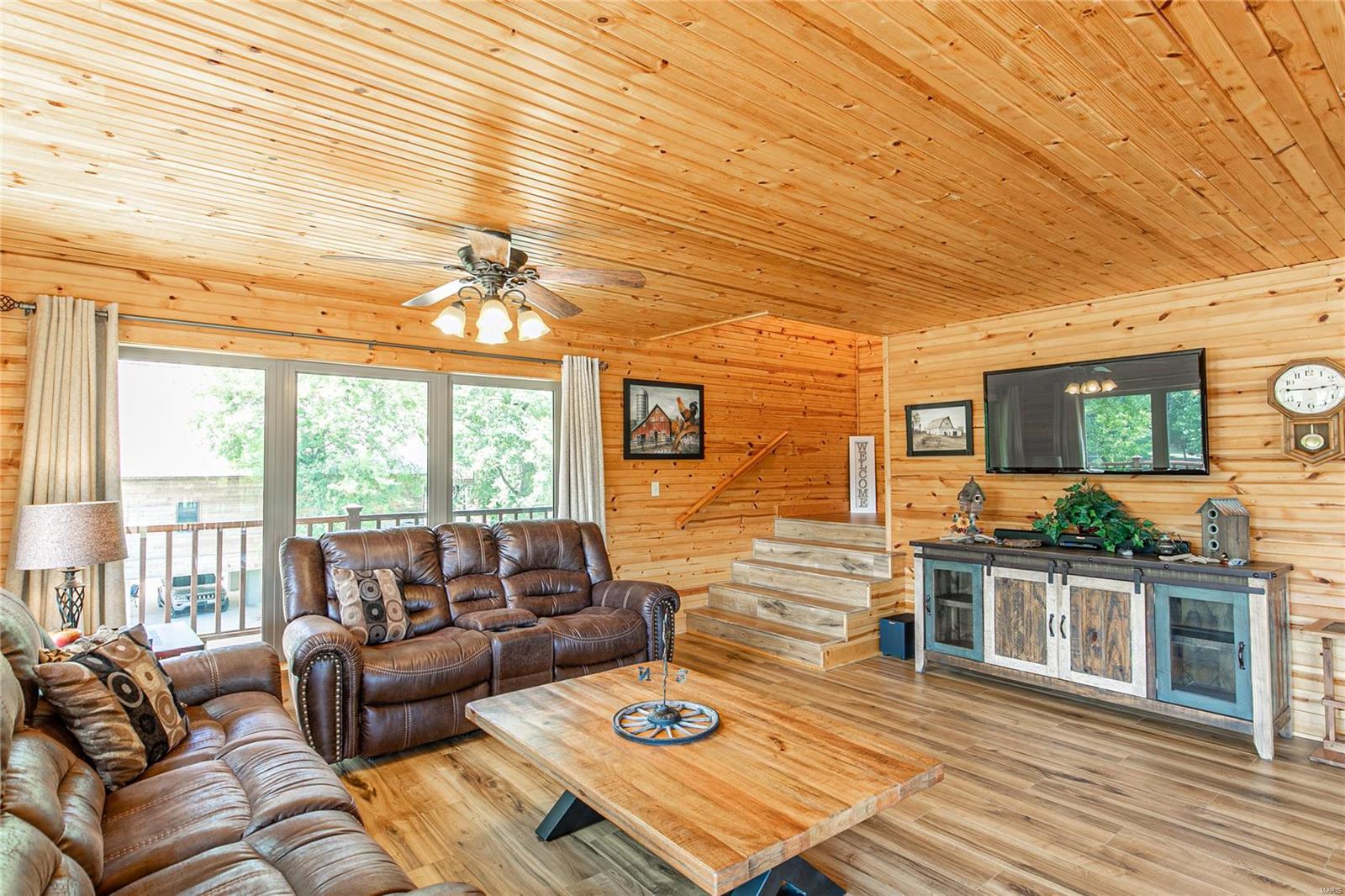 1901 River Valley Road Property Photo 8