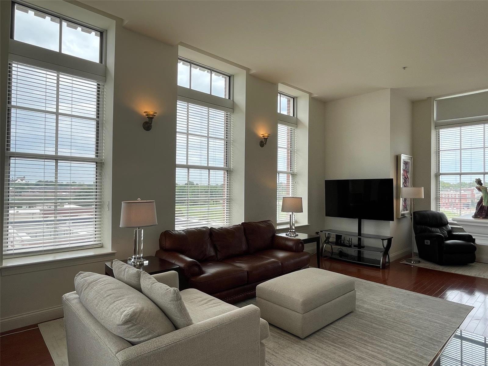 1515 Lafayette Avenue 504 Property Photo 8