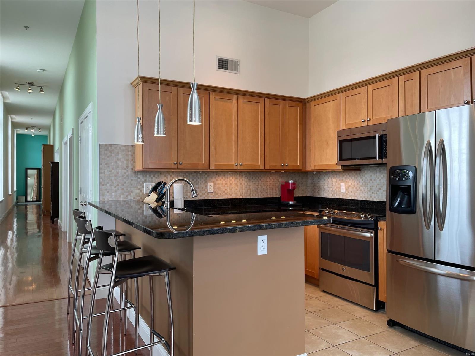 1515 Lafayette Avenue 504 Property Photo 11