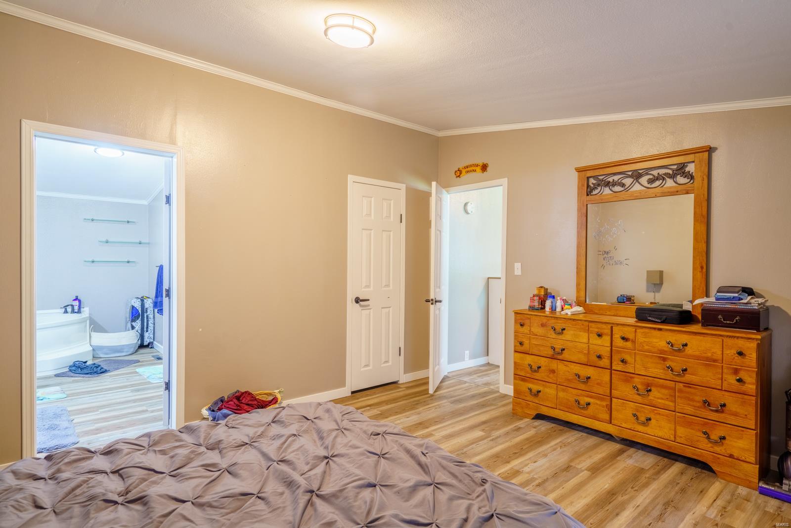 11669 Reed Road Property Photo 14
