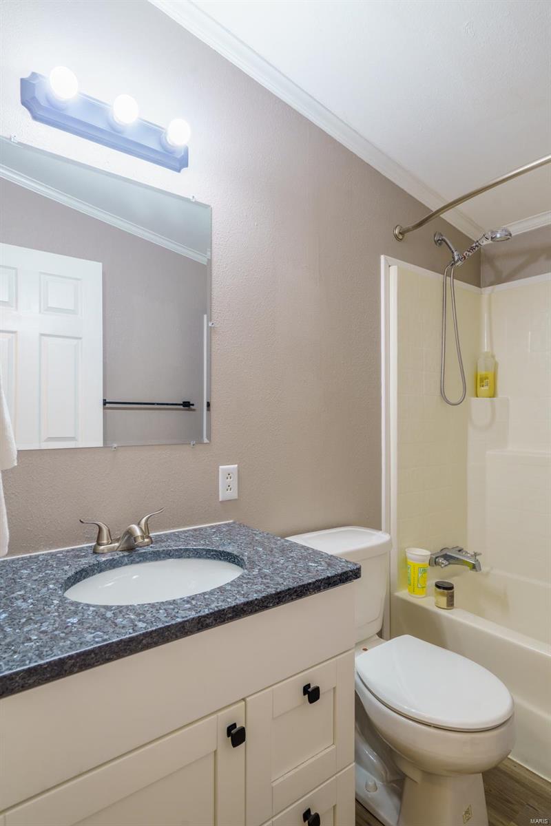 11669 Reed Road Property Photo 19