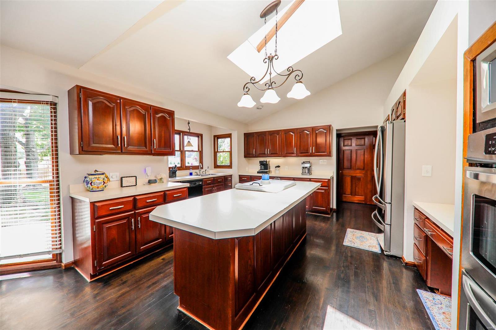 3100 Wabash Avenue Property Photo 6